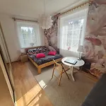 Apartman Lesna Z Ogrodem
