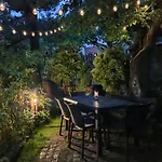 Lesna Z Ogrodem *