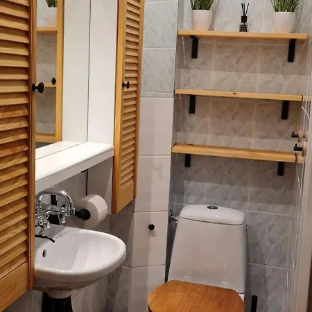 Leśna Z Ogrodem